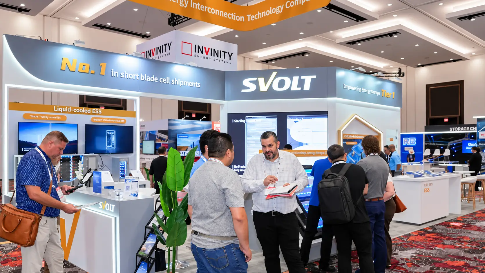封面-Visitors exploring SVOLT Energy’s battery and energy storage solutions at RE+ 2025